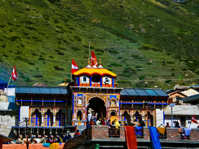 a view of Badrinath Temple Places to visit around Makkumath